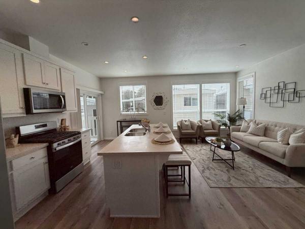 2025 AMBER COVE 67 S4699 23 Manufactured Home