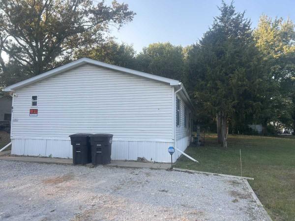 2006 Holly Park Mobile Home