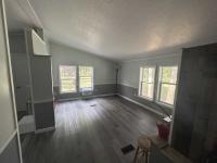 2006 Holly Park Mobile Home