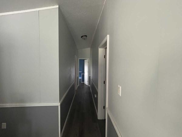 2006 Holly Park Mobile Home