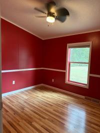 2006 Holly Park Mobile Home