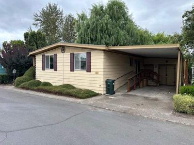 Photo 2 of 24 of home located at 1800 Lakewood Ct #107 Eugene, OR 97402