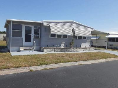 Photo 2 of 8 of home located at 18 Date Ave Lot #163 Bradenton, FL 34207