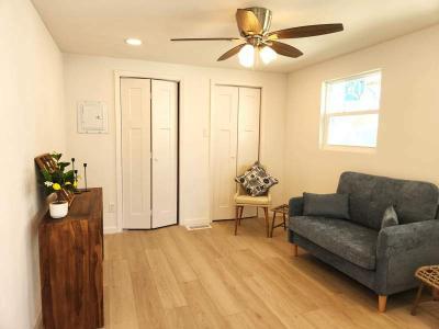 Photo 3 of 8 of home located at 5200 28th Street North, #124 Saint Petersburg, FL 33714