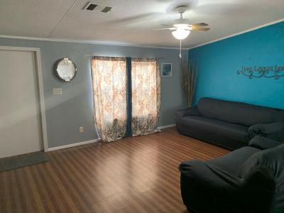 Photo 4 of 14 of home located at 157 Fox Ridge Lane Davenport, FL 33897