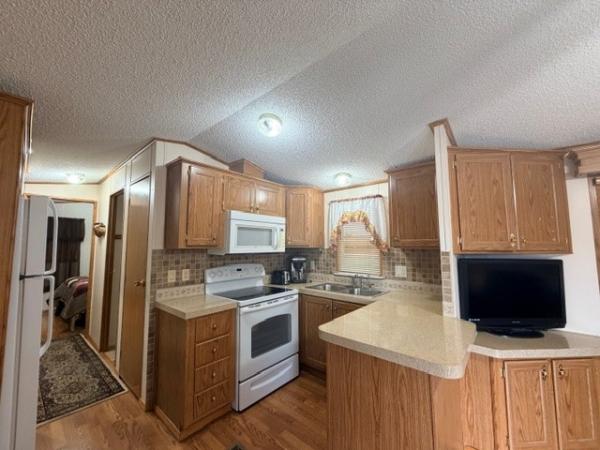 1994 Cavco Manufactured Home