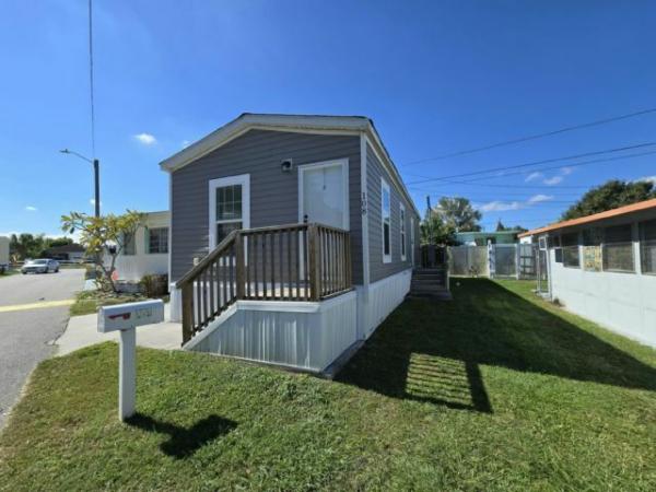 Photo 1 of 2 of home located at 3301 58th Avenue North, #108 Saint Petersburg, FL 33714