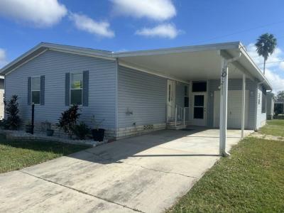 Mobile Home at 3212 Valencia Terrace Ln Wimauma, FL 33598
