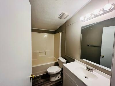 Photo 3 of 9 of home located at 4331 Kingston Ln. Jackson, MI 49201