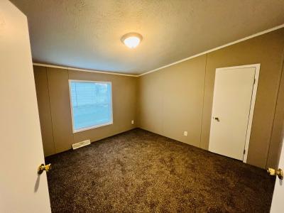 Photo 4 of 9 of home located at 4331 Kingston Ln. Jackson, MI 49201