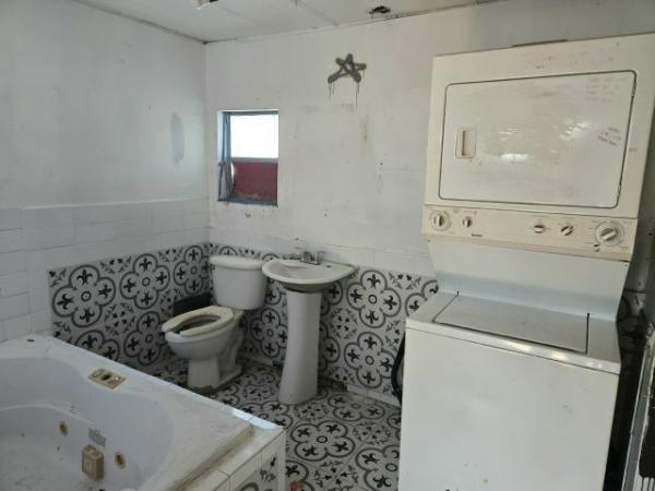 1973 SKYLINE Mobile Home For Sale