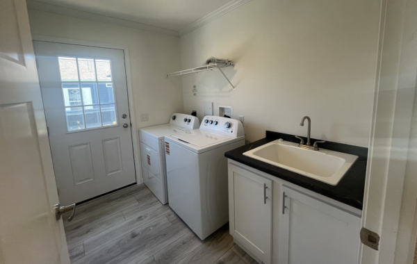 2025 Skyline 2LN682 Mobile Home