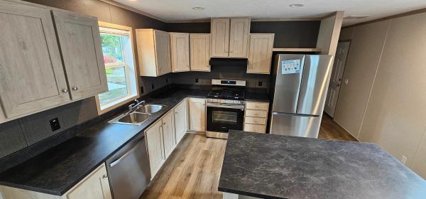 2025 Clayton Homes Inc Mobile Home For Sale