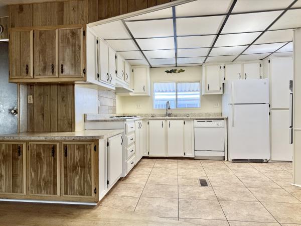 1977 Celtic Corp OAKRIDGE Mobile Home