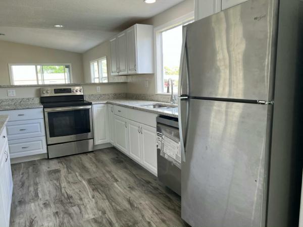 1982 HS SCHU Manufactured Home