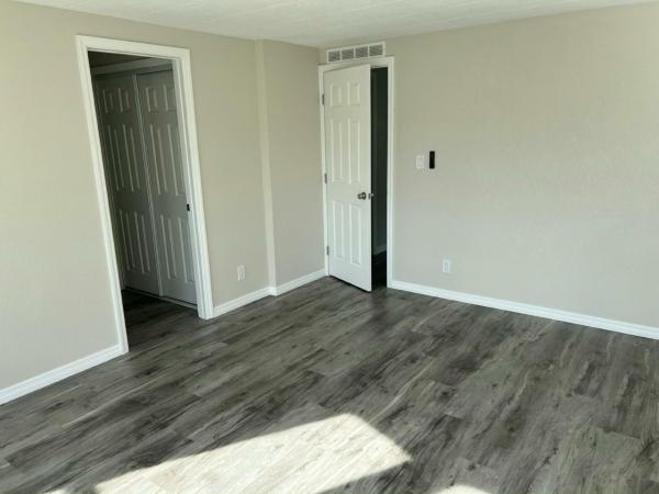 1982 HS SCHU Manufactured Home