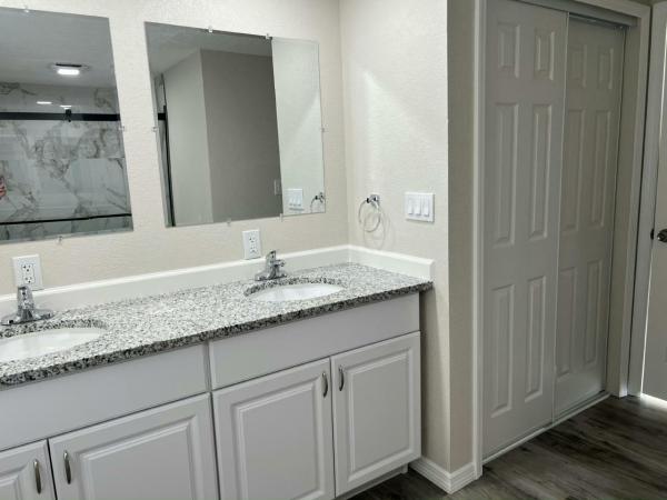 1982 HS SCHU Manufactured Home