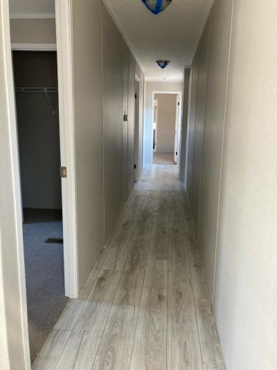 Photo 5 of 20 of home located at 480 N. Amy Drive Bellevue, IL 61604