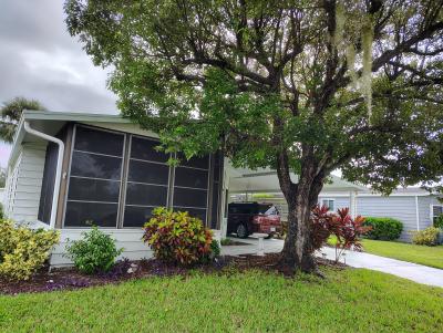 Photo 2 of 16 of home located at 2285 Las Fuentes Dr. Port Orange, FL 32129