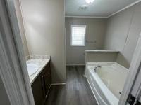 2018 Clayton Homes Inc Yes Mobile Home