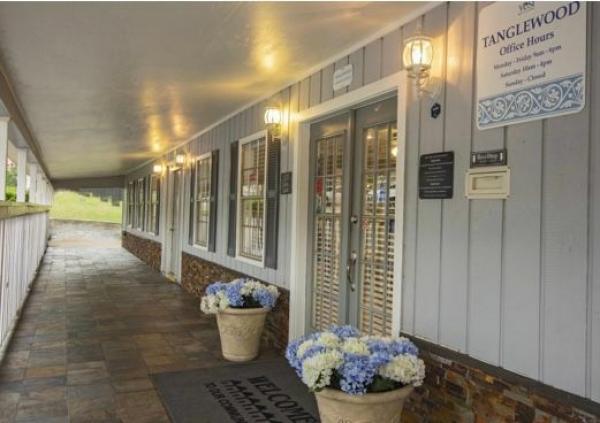 2004 American Homestar Corp Mobile Home For Sale