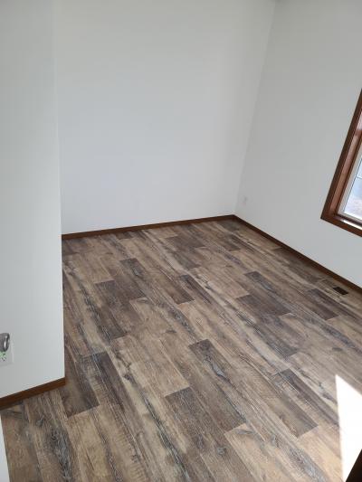 Photo 5 of 27 of home located at 10 Belmar St. #10Bel Saint Cloud, MN 56301