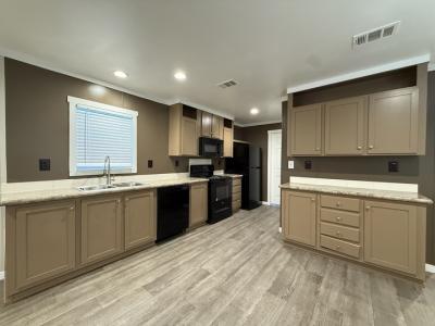 Photo 5 of 26 of home located at 109 Janice #Ja109 Conroe, TX 77301