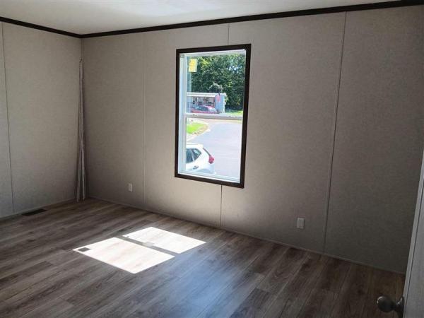 2023 96PLH16763RH23S  Home