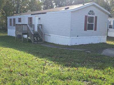 Mobile Home at 3535 Woodside Dr Lot 5 Madison, IN 47250
