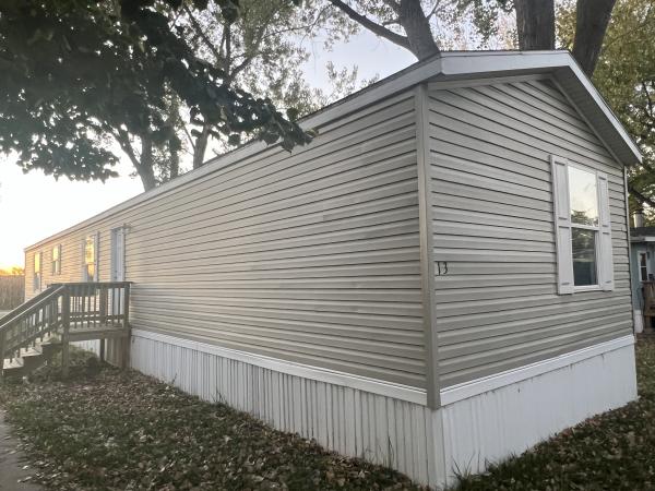 2019 95PLH16763BH19S  Home