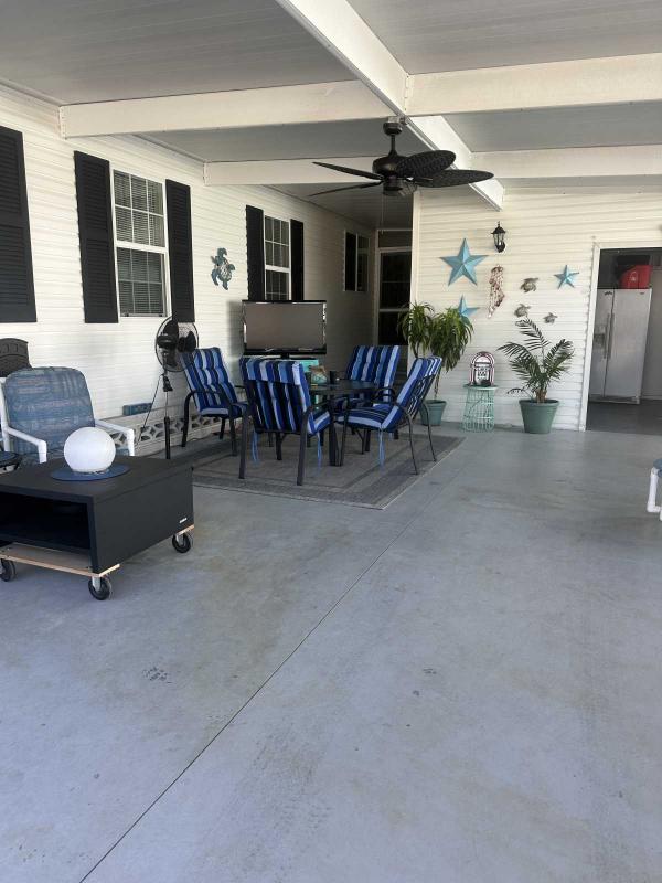 1992 Manufactured Home