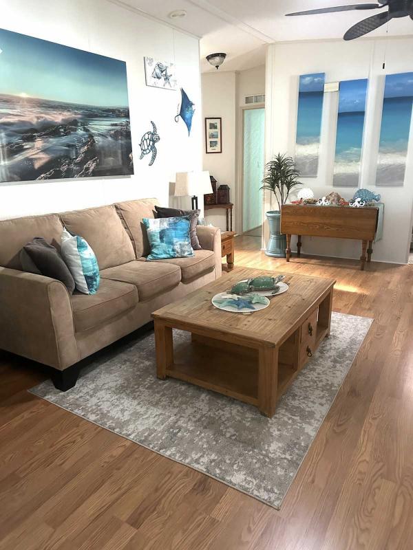 1992 Manufactured Home