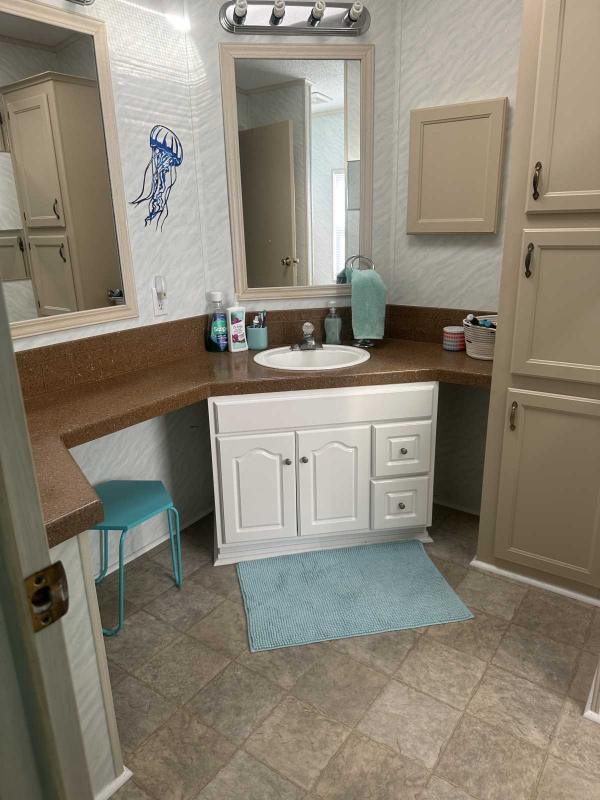 1992 Manufactured Home