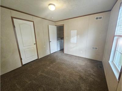 Photo 3 of 6 of home located at 916 Moss Avenue Union City, IN 47390