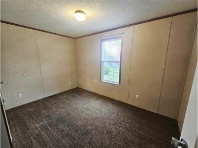 Photo 5 of 6 of home located at 916 Moss Avenue Union City, IN 47390