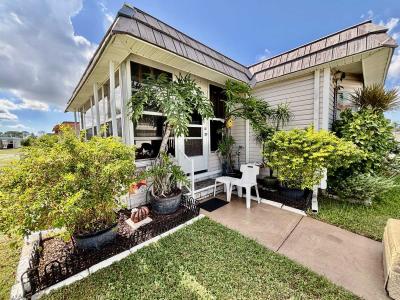 Photo 4 of 20 of home located at 7100 Ulmerton Rd Lot 351 Largo, FL 33771