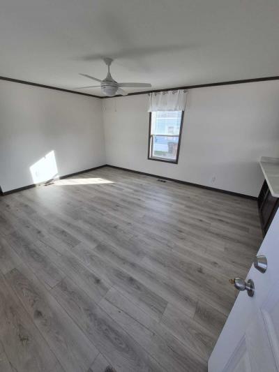 Photo 5 of 17 of home located at 17 Northwood Village New London, WI 54961