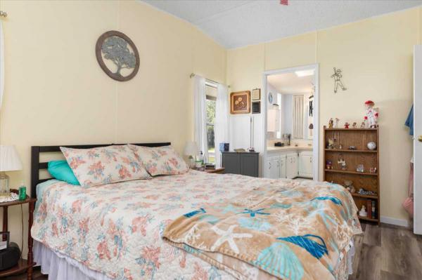 1993 Manufactured Home