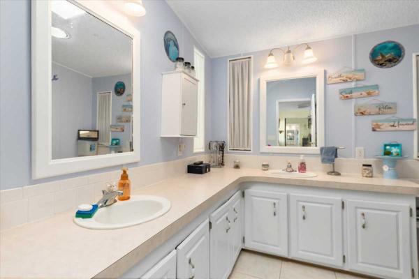 1993 Manufactured Home