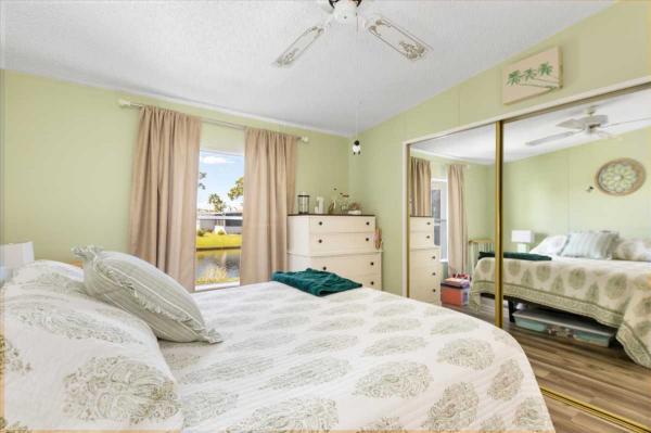 1993 Manufactured Home