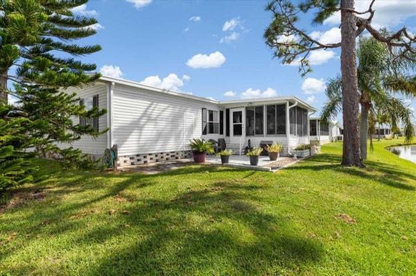 1993 Manufactured Home