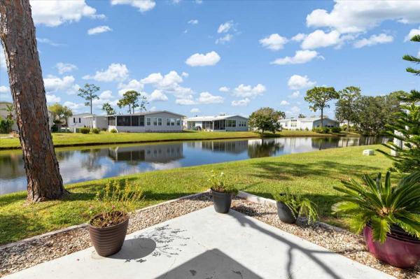 1993 Manufactured Home