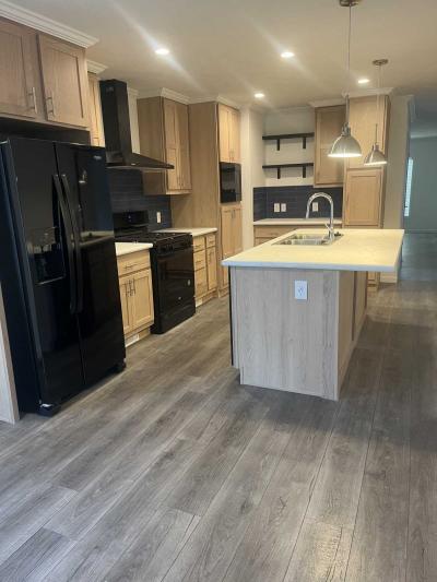 Photo 2 of 11 of home located at 1758 Montgomery Drive Hartland, MI 48353