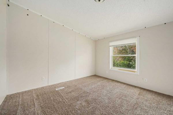 1998 Mida Mobile Home For Sale