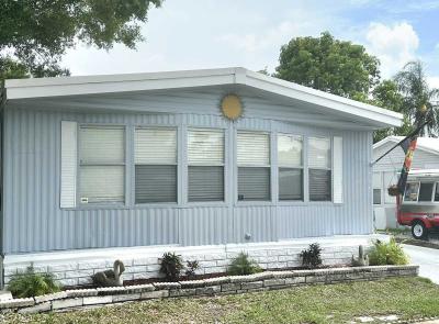 Photo 4 of 14 of home located at 7501  142D Ave, Largo, FL 33771