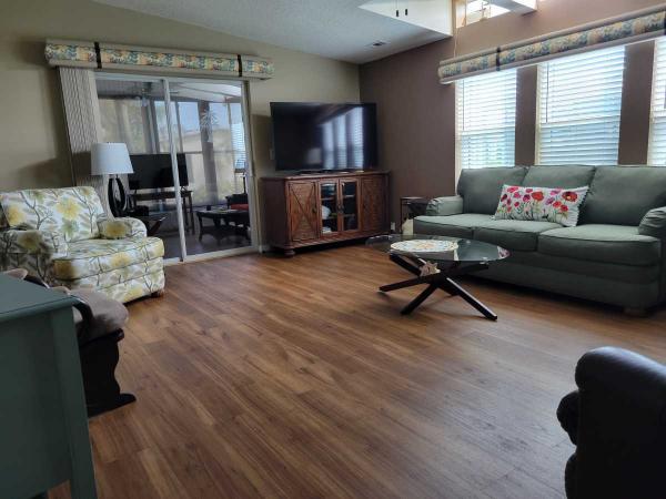 1999 Homes of Merit Manufactured Home