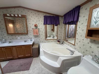 Photo 5 of 13 of home located at 8 Eagle Ln Beecher, IL 60401