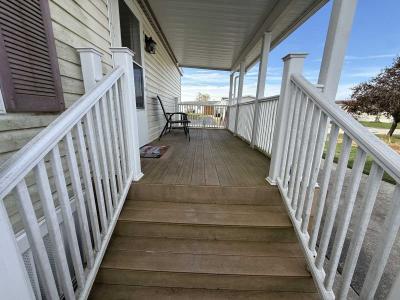 Photo 3 of 13 of home located at 8 Eagle Ln Beecher, IL 60401