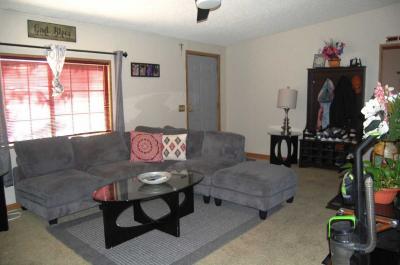 Photo 3 of 16 of home located at 133 Farmington Fernley, NV 89408