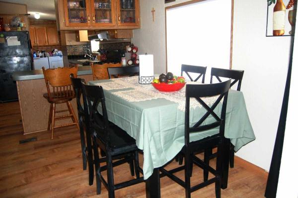 1990 CHAMPION Mobile Home For Sale